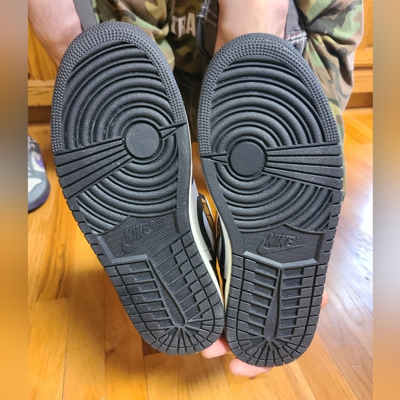 Jordan 1 Mid SE Wear Away Taxi main image 9